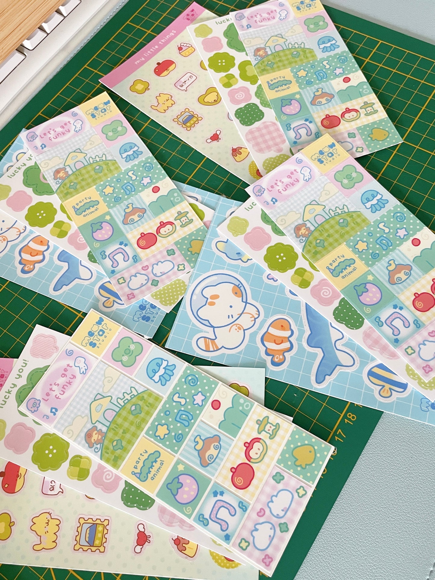Sticker sheet - Oopsie Bag [LIMITED]